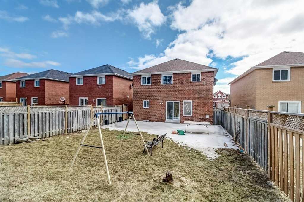 60 Ravenscliffe Crt, Northwood Park, Brampton Price, Warnings