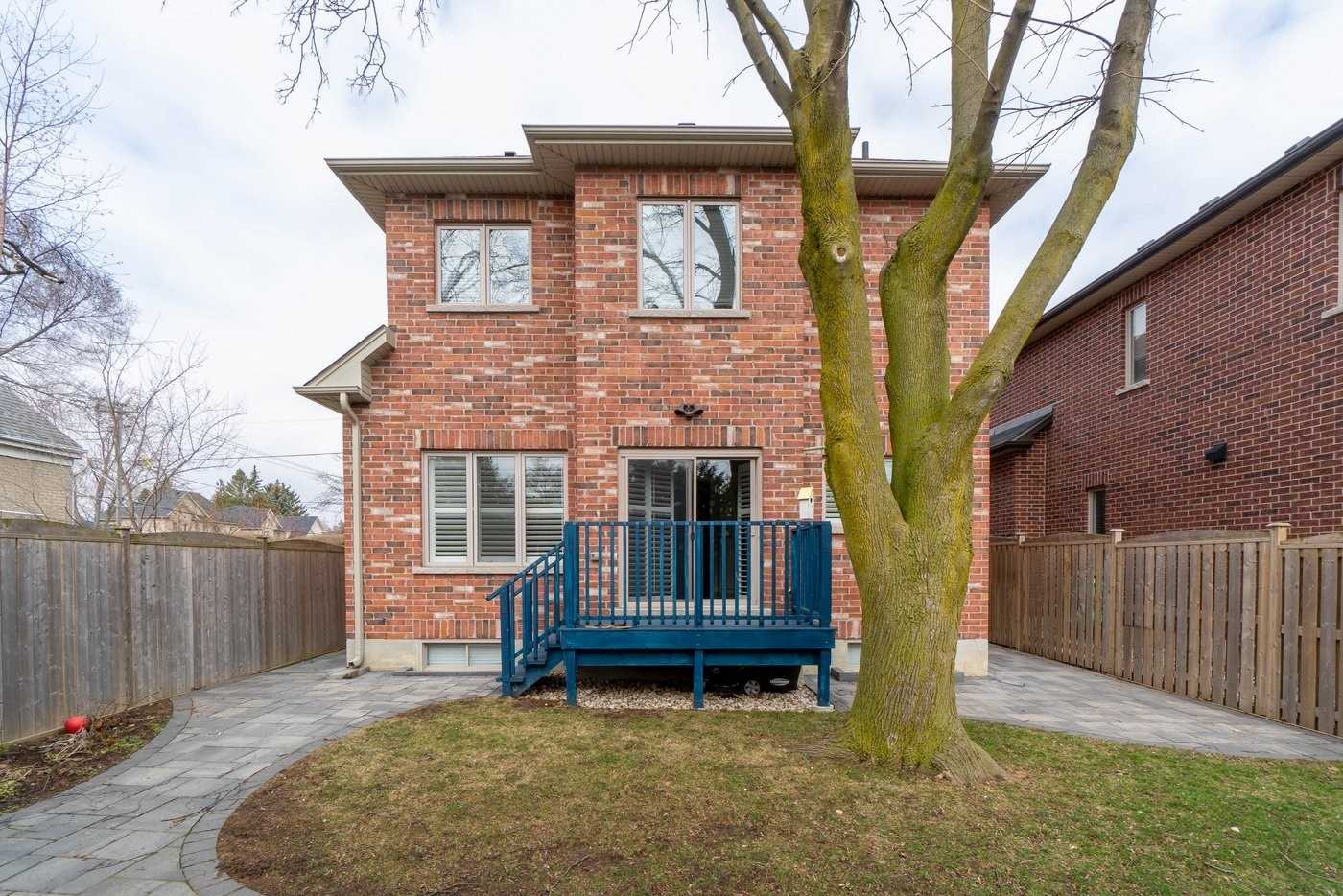 1238 Strathy Ave, Lakeview, Mississauga Price, Warnings, Schools